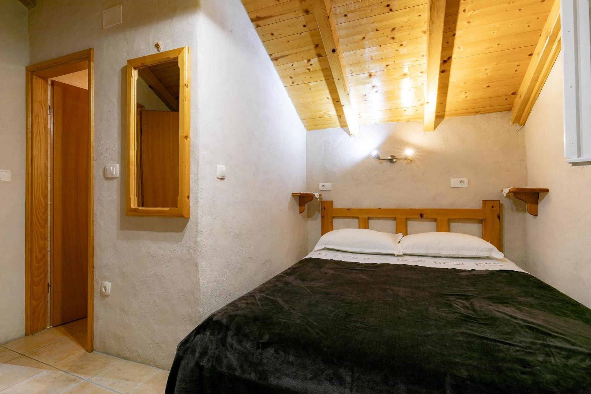 Stone House Harmony Apartment Zrnovo ภายนอก รูปภาพ