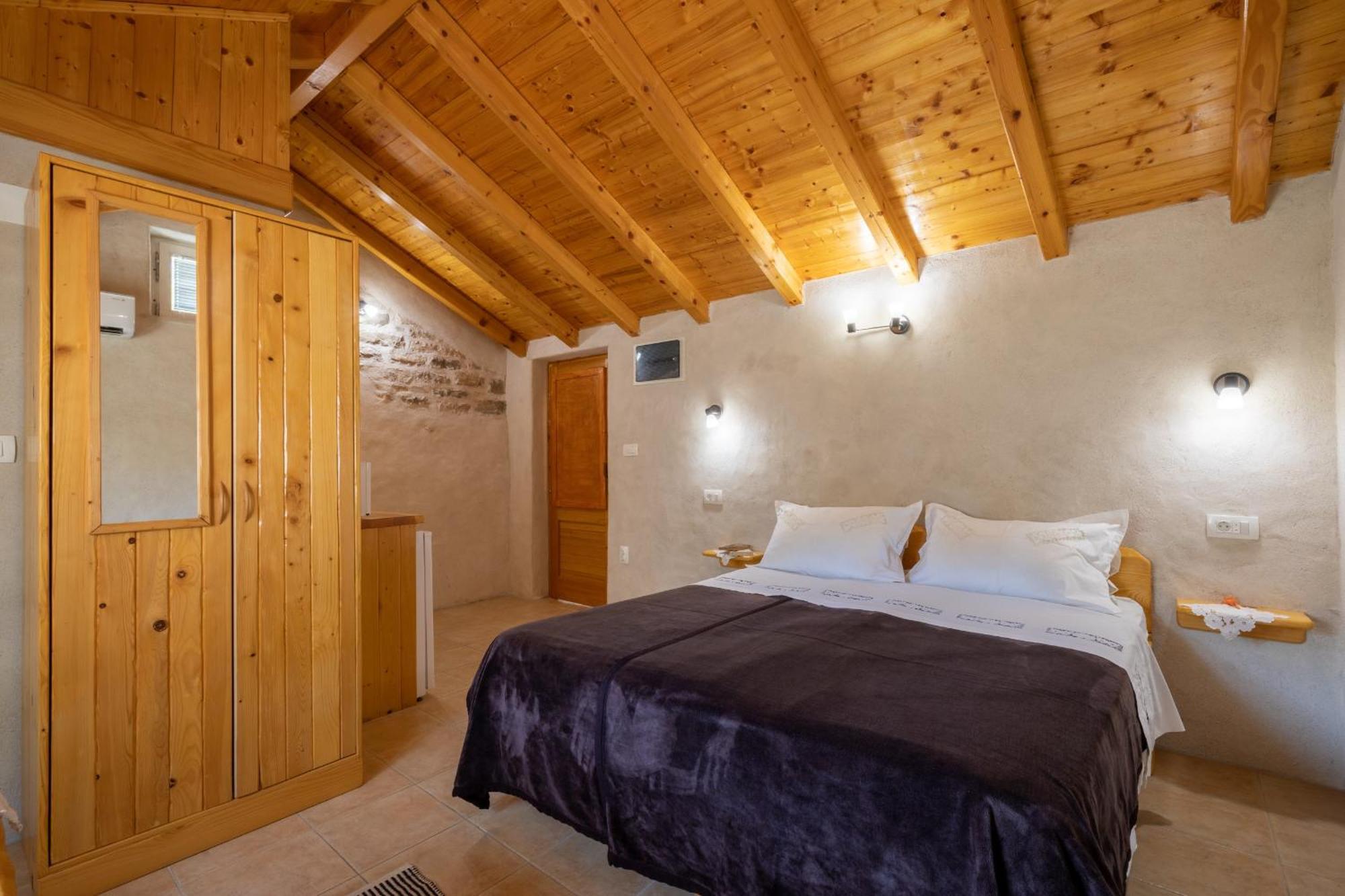Stone House Harmony Apartment Zrnovo ภายนอก รูปภาพ